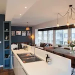 Stylish Flat, Steps To Ostenda