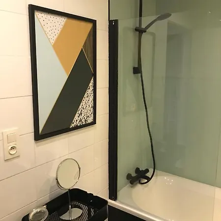 아파트 Stylish Flat I Walk To *