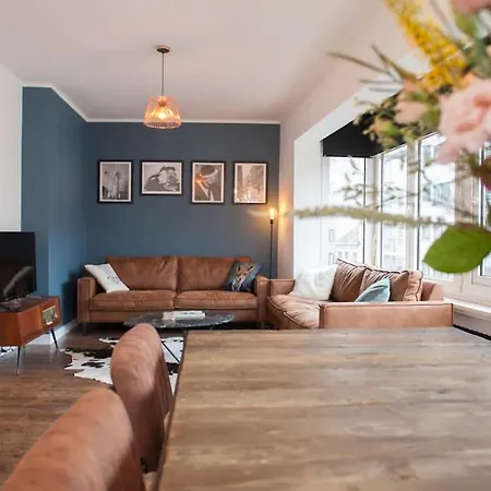 Stylish Flat, Steps To Апартаменты *