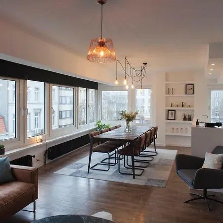 Stylish Flat I Walk To 아파트 *