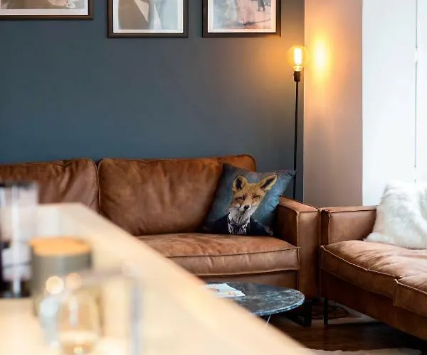 Stylish Central Flat, Steps To Beach Appartement